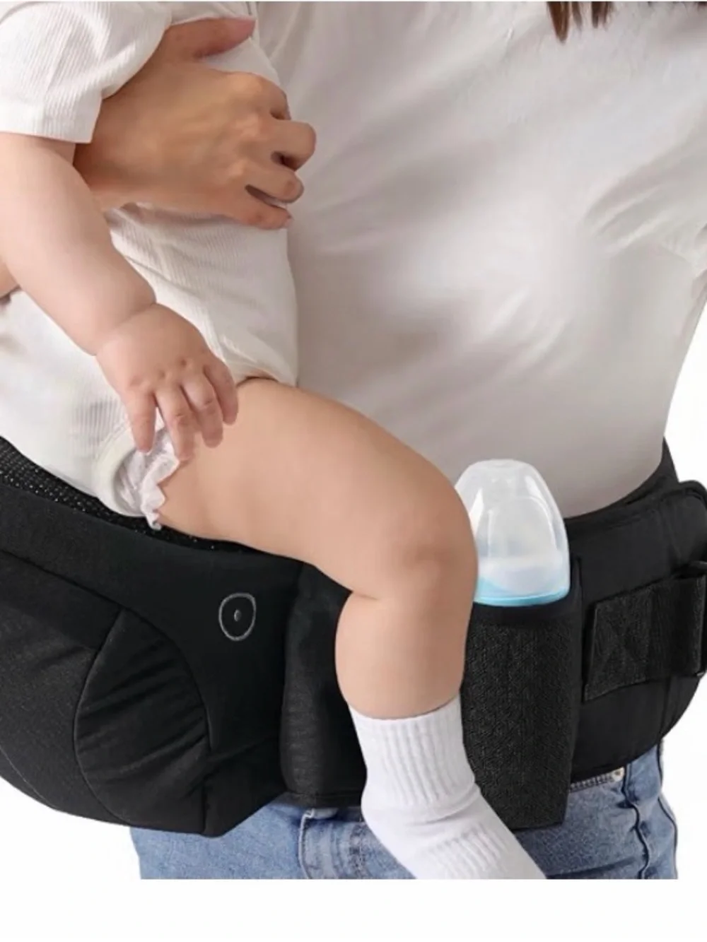 Black Baby Hip Seat Carrier with Bottle Pocket - Comfortable Kids Accessory